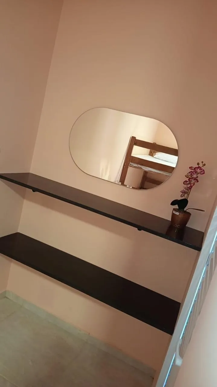 Miniatura 11 de Quarto 02